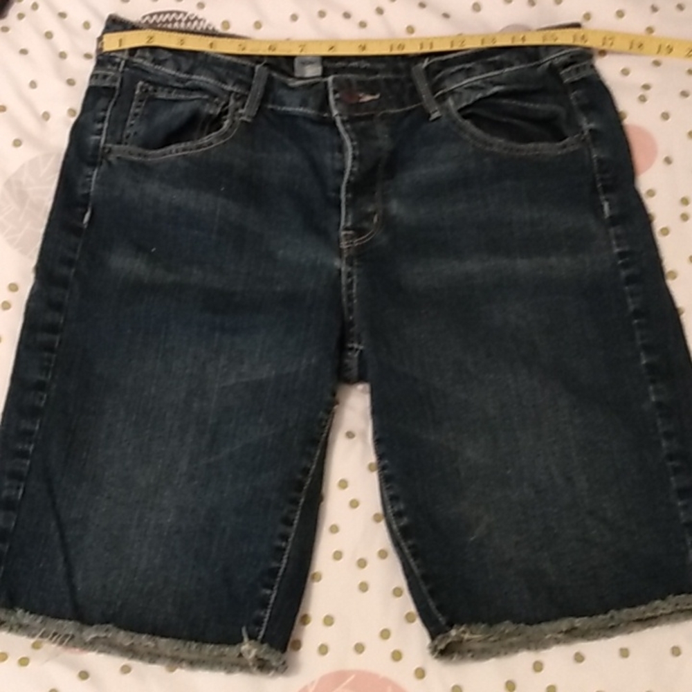 Bermuda length Mossimo shorts